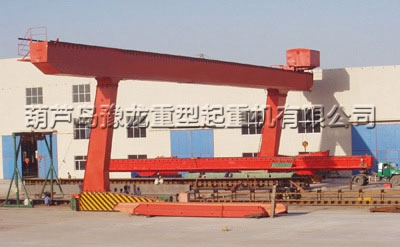 單梁吊鉤門式起重機 