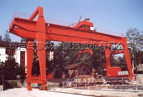 門式出渣自動(dòng)翻車機(jī) 